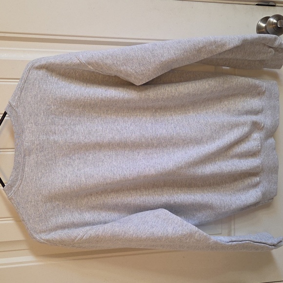 Gray its ok to ask for help sweatshirt - Picture 4 of 6